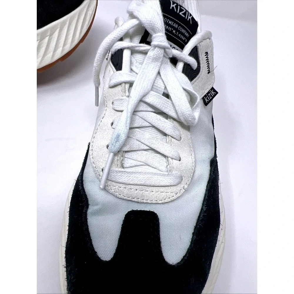 Kizik Monaco White/Black Hands-Free Slip in/on Shoes Womens size 8 Walking Retro